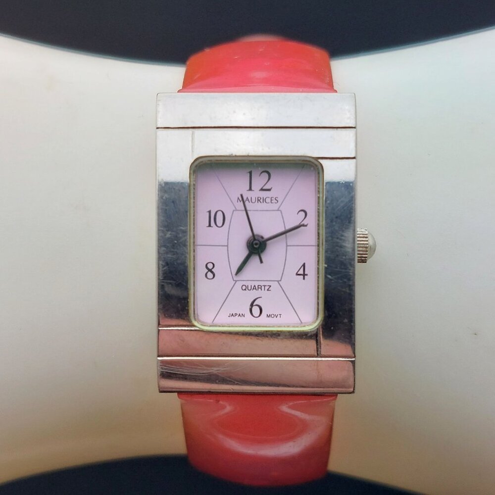 Maurices Womens Quartz Watch With Pink Jelly Band
